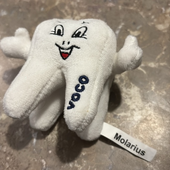 White Tooth Plush Keychain - Picture 3 of 3